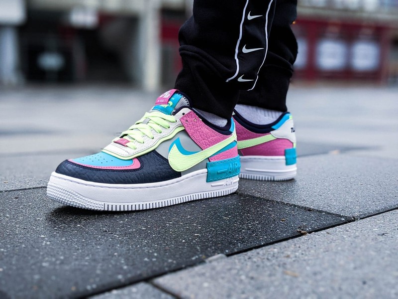 完売確実 早い者勝ち NIKE AIR FORCE 1 SHADOW カラーGOOD Nike Air Force 1 Shadow Multi-Color DZ1847-100 | SneakerNews.com